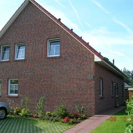 Ferienhaus Seehund Krummhörn Esterno foto